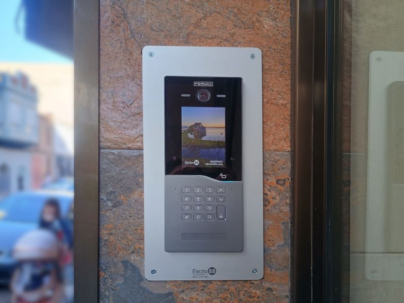 Videoporteros Alfafar: modernización en la Calle Gómez Ferrer